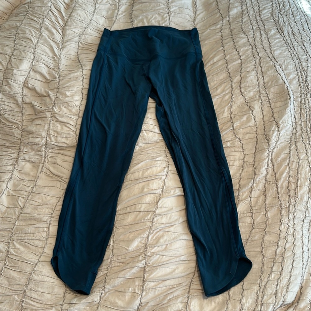 lululemon aligns